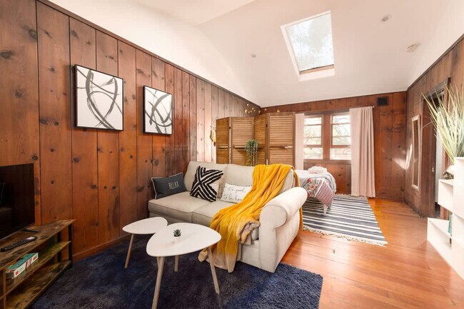 Building Photo - 1938 Channing Way