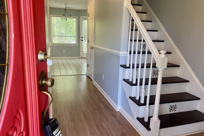 Foto del edificio - 4614 Masonboro Loop Rd