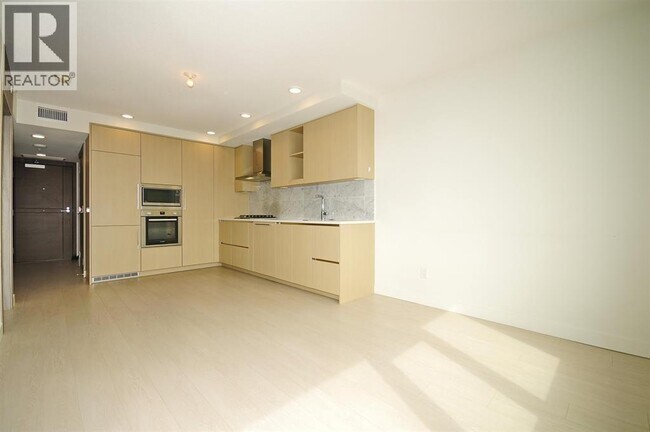 Building Photo - 3300 Ketcheson Rd