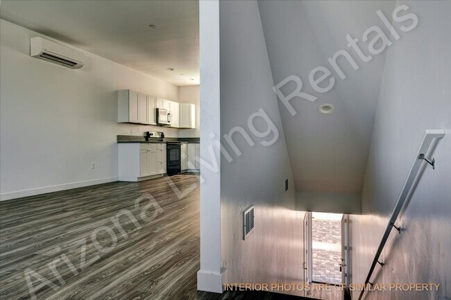 Building Photo - DISCOVER MINIMAL MODERN LIVING