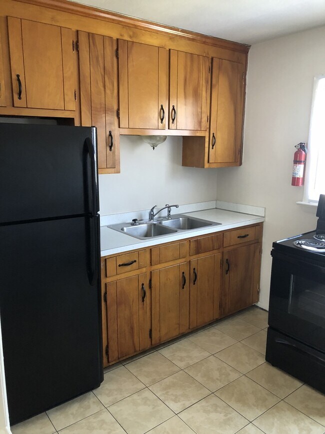 Foto del edificio - Two Bedroom Apartment for Rent