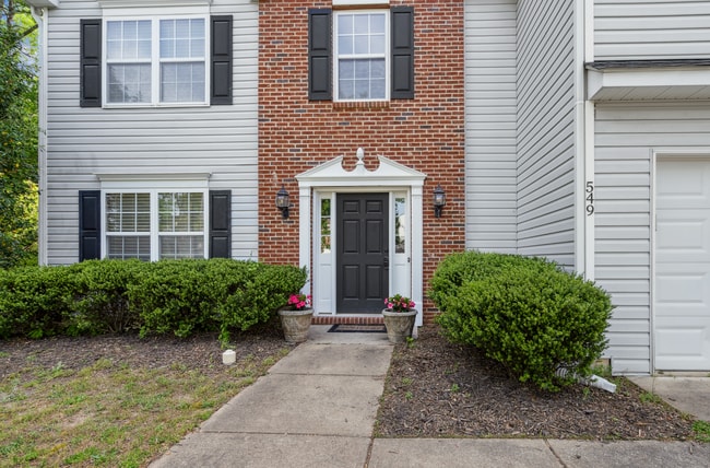 Building Photo - 549 Dogwood Creek Pl