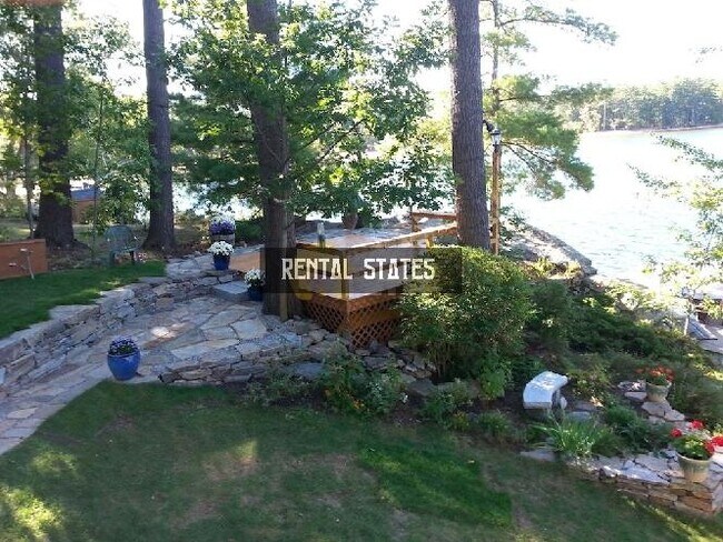 Building Photo - 3 bedroom in Gilford NH 03249