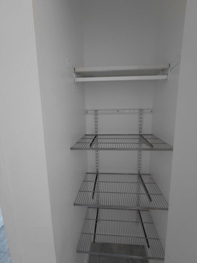 Foto del edificio - 14433 E Jewell Ave