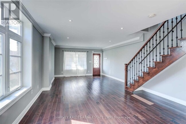 Building Photo - 58 Sandford Ave