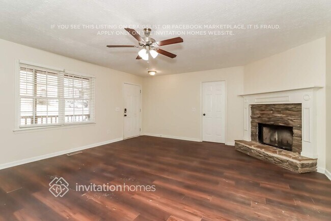 Foto del edificio - 322 Dillon Dr