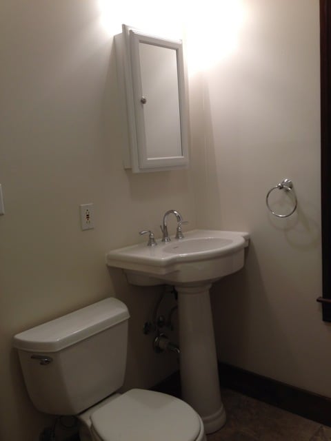 bathroom - 413 W Dutton St
