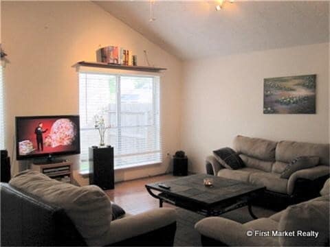 Building Photo - 3702 Echo Grove Ln