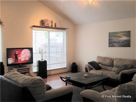 Foto del edificio - 3702 Echo Grove Ln
