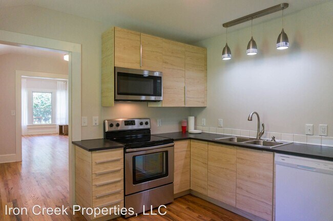 Foto del edificio - 2 br, 1 bath House - 43 Hamilton St