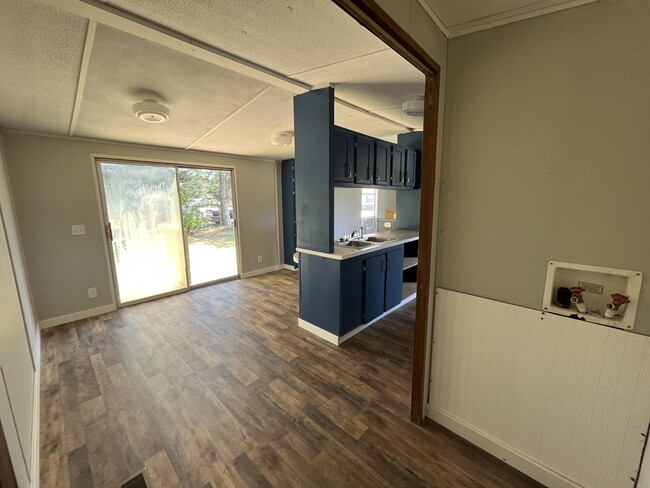 Building Photo - 1056 Meekins Rd