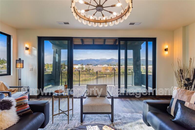 Foto principal - 317 Akers Ln