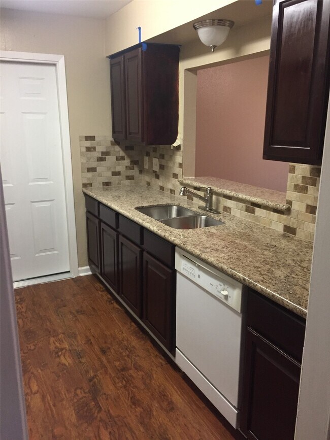 Foto del edificio - 526 Broad Ripple Dr