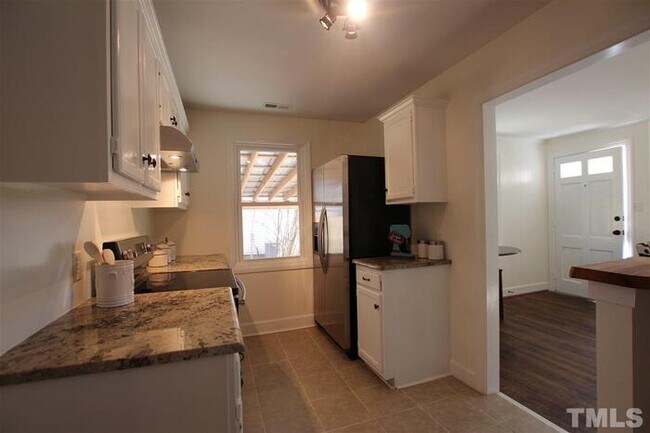 Foto del edificio - Updated single-family home in downtown Raleigh