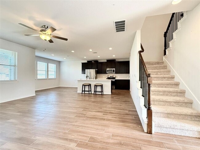 Foto del edificio - 7506 Elk Grove Path