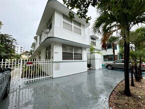 Building Photo - 6830 Harding Ave
