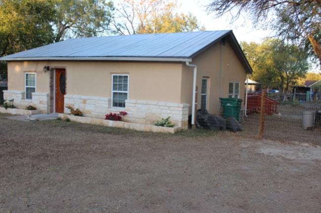 Building Photo - 18524 N Benton St