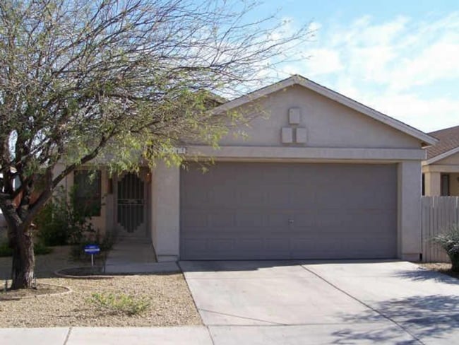COMING SOON! Adorable 2 bed 2 bath Home in Phoenix! - COMING SOON! Adorable 2 bed 2 bath Home in Phoenix!