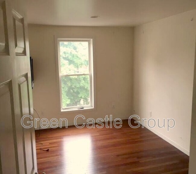 Foto del edificio - 355 Pearl St