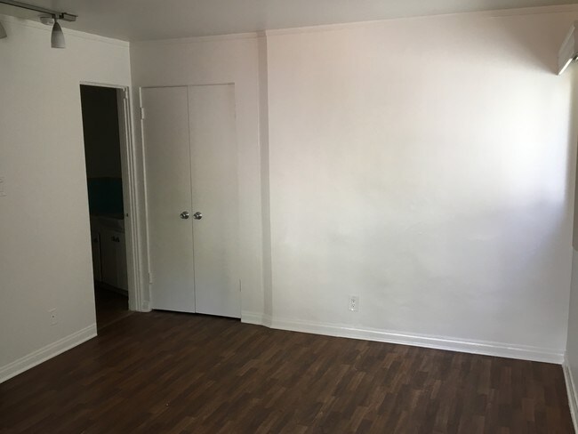 Foto del edificio - 691 N Las Casas Ave
