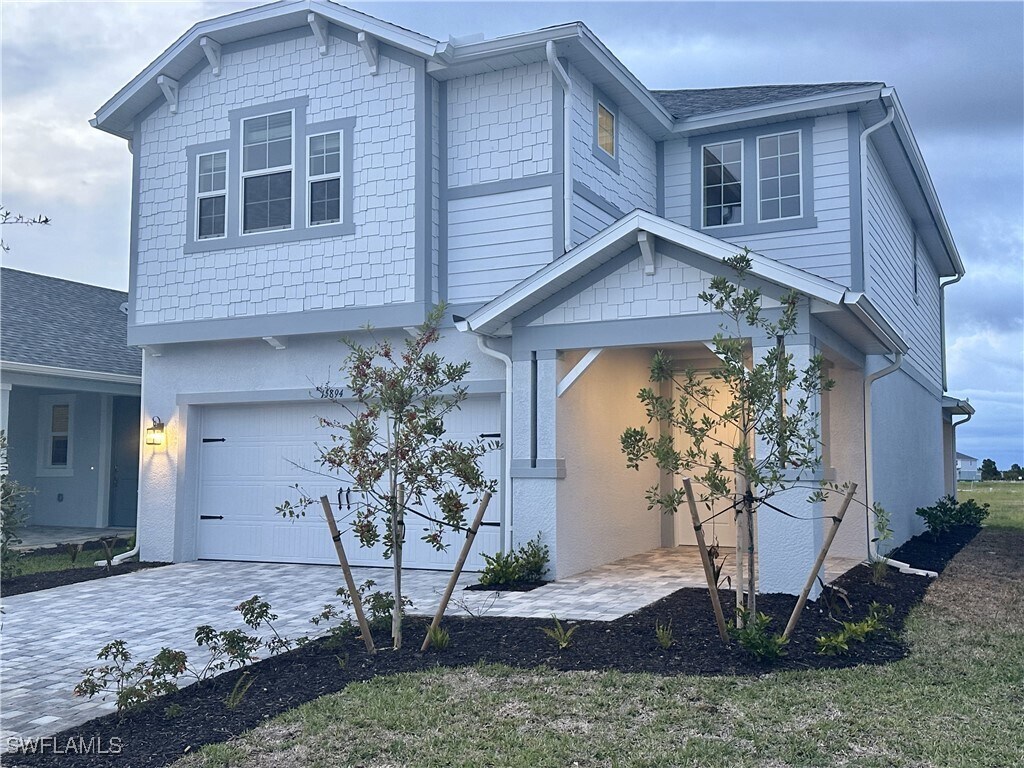 Foto principal - 15894 Mulrion Blvd