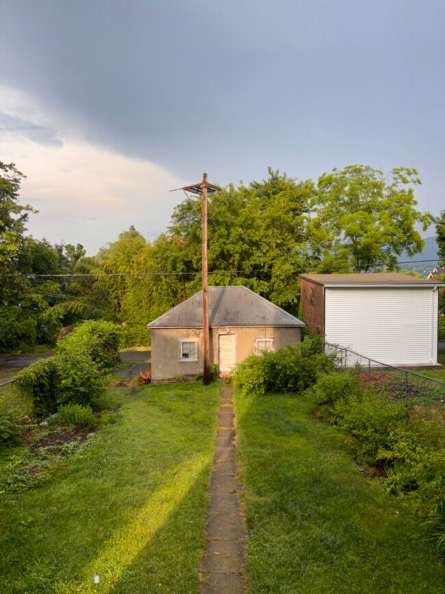 Foto del edificio - 508 Liberty St