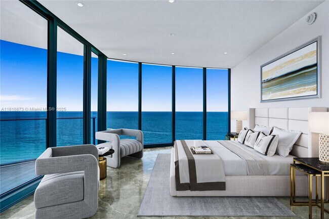 Foto del edificio - 15701 Collins Ave