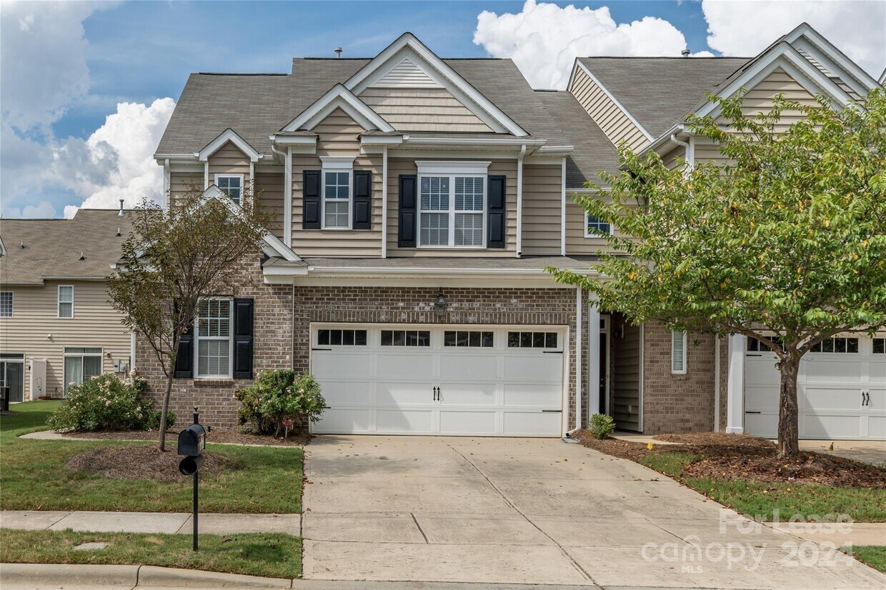 Foto principal - 5470 Allison Ln