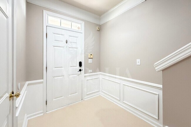 Foto del edificio - 1707 Zachary Brook Ln