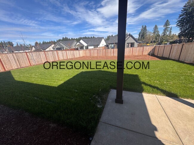 Foto del edificio - Gorgeous New Construction in Brand New Veneta Subdivision