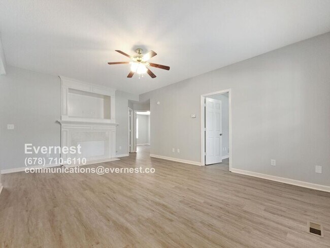 Foto del edificio - 32 Saddle Ln NW