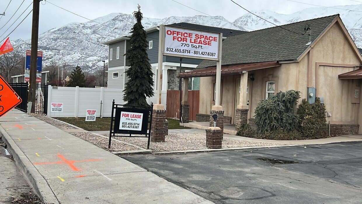 Foto principal - 899 S Main St