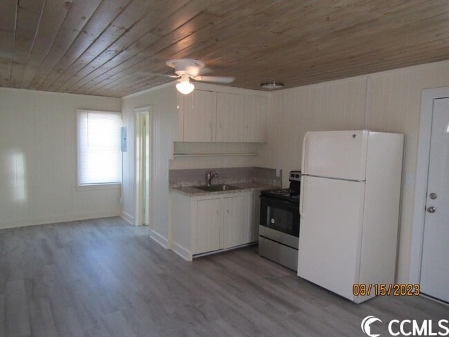 Building Photo - 1612 S Ocean Blvd