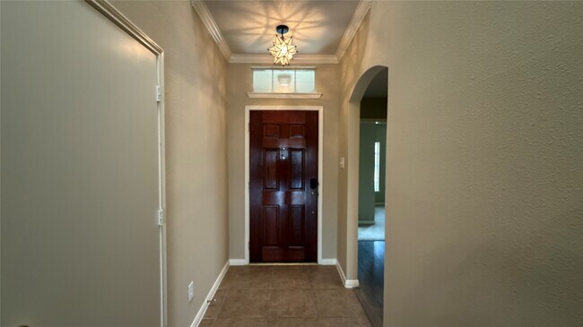 Foto del edificio - 4810 Bonny Loch Ln