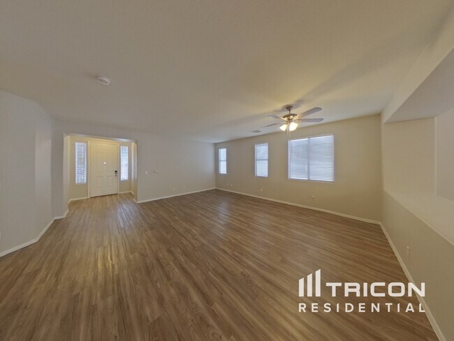 Foto del edificio - 869 Sumner Ranch Rd