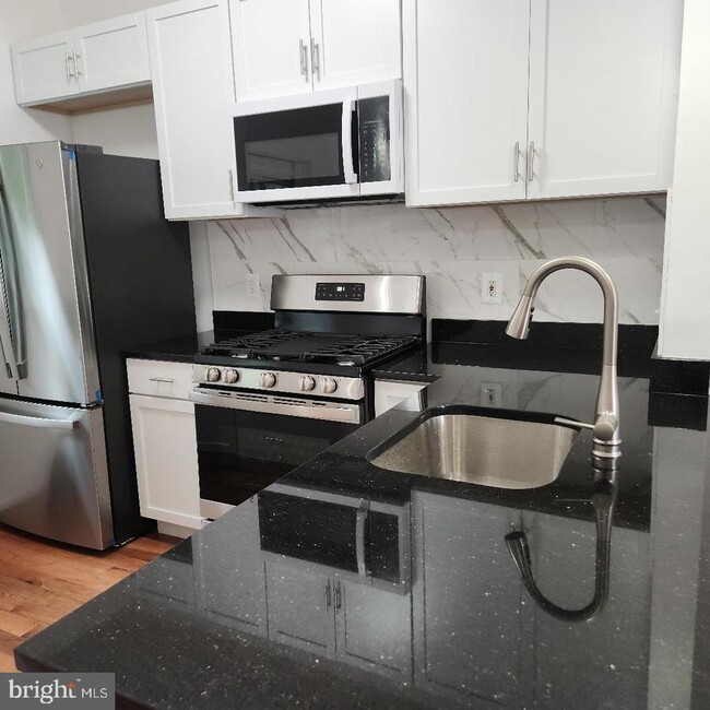 Building Photo - 4116 Ashmere Cir