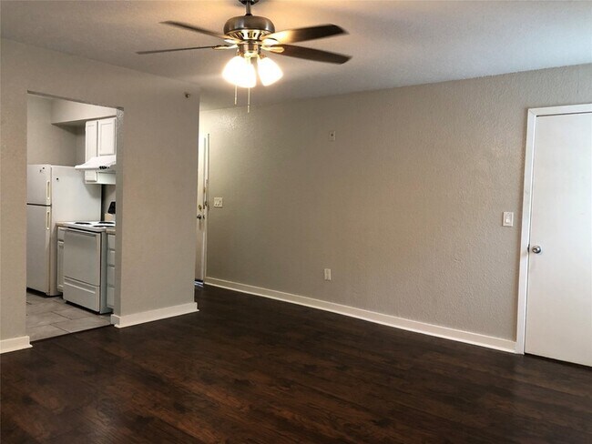 Foto del edificio - 701 W Sycamore St