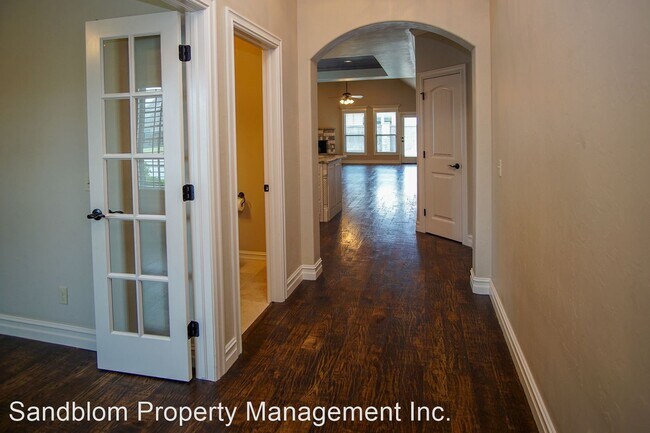 Foto del edificio - 3 br, 2.5 bath House - 13236 S. 67th E Ave