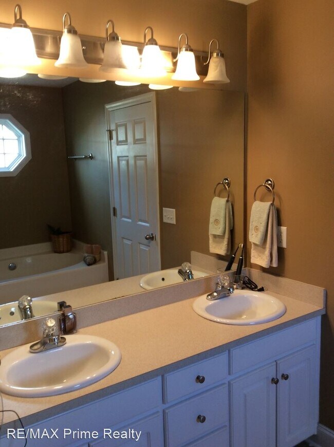 Foto del edificio - 3 br, 2 bath House - 78 Bluebird Lane
