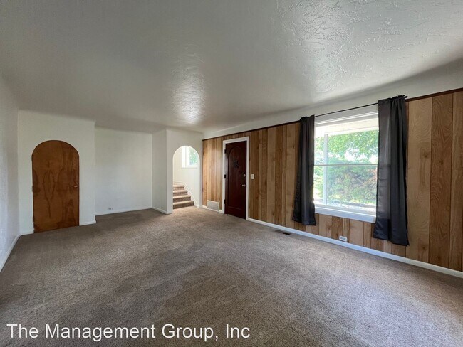 Building Photo - 4 br, 2 bath House - 1111 S Washington Street