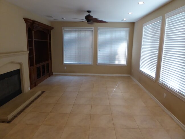 Building Photo - COMING SOON! Westridge 4 Bedroom Home for Rent.