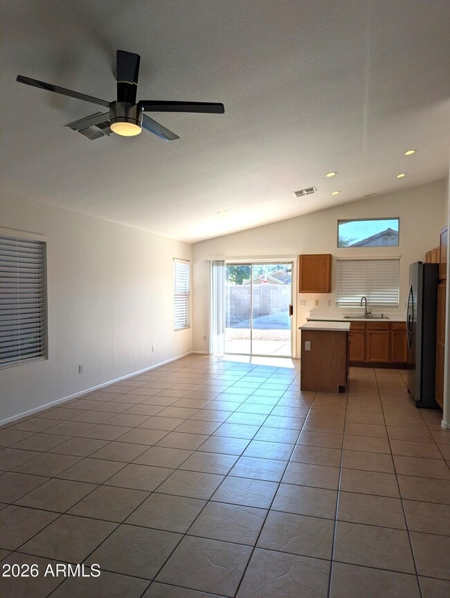 Building Photo - 2471 E Derringer Way