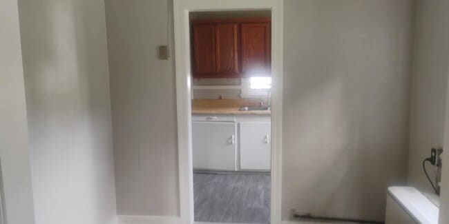 Foto del edificio - 284 Redwood Ave
