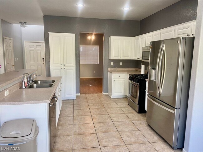 Building Photo - 4123 Jessica Marie St