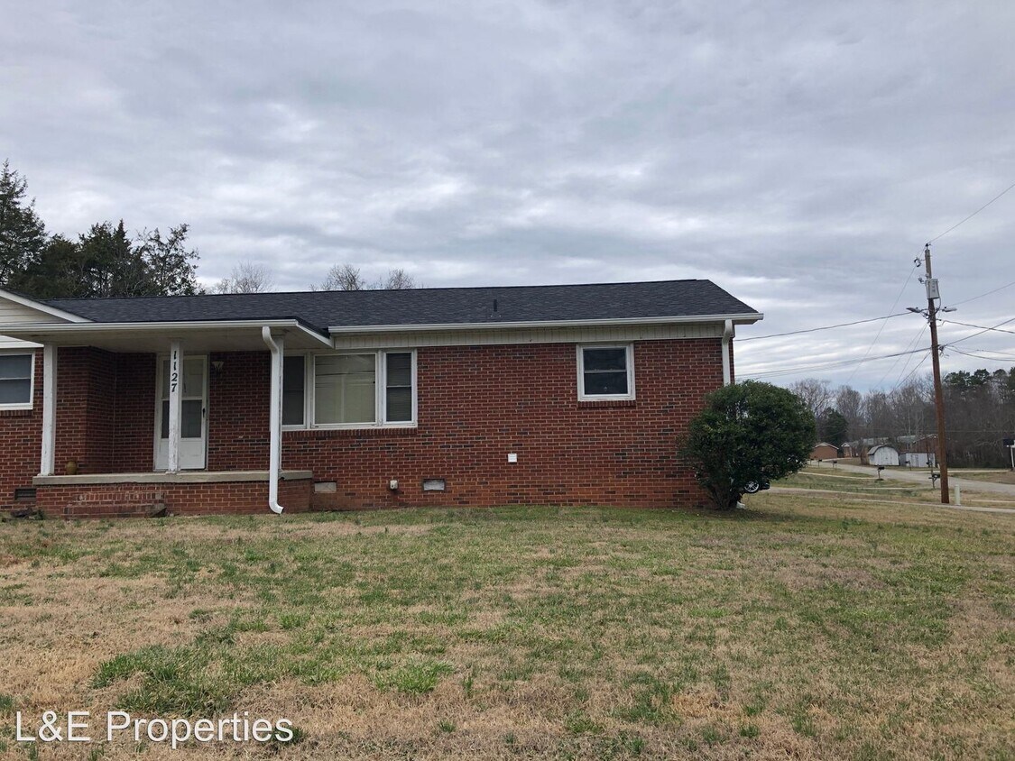 Primary Photo - 2 br, 1 bath House - 1127 Dallas Stanley Hwy.