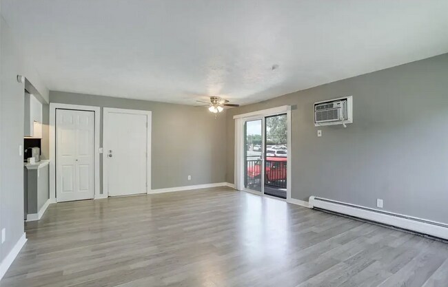 Building Photo - 5995 W Hampden Ave