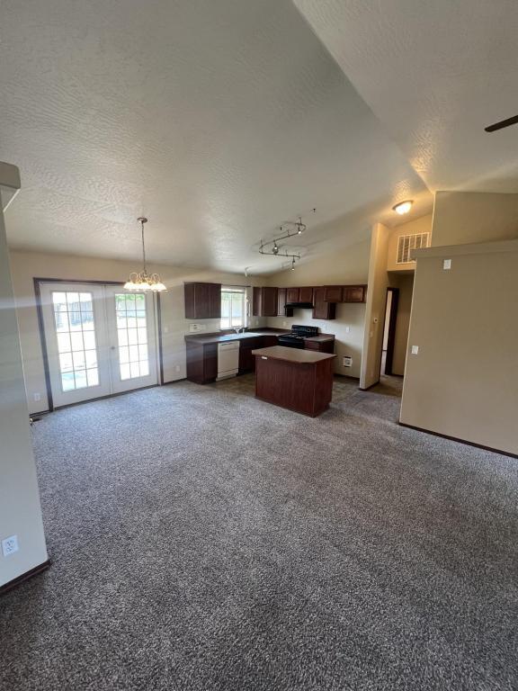 Building Photo - 497 N Brushwood Ct