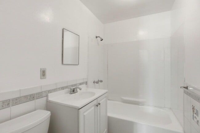 Foto del edificio - 210 N Delaware St