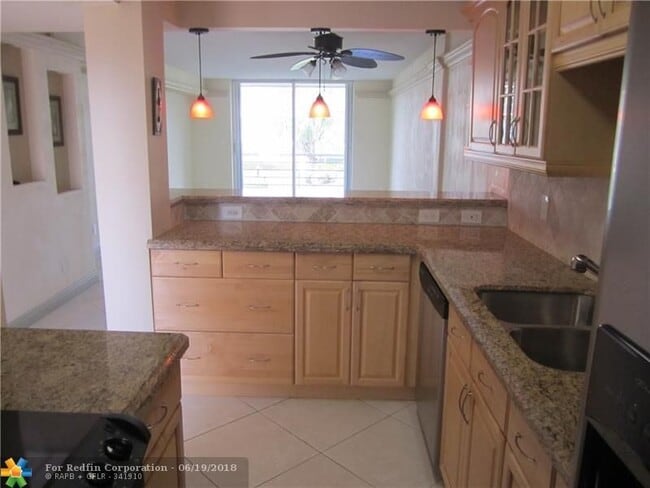 Photo - 4502 N Federal Hwy Apartment