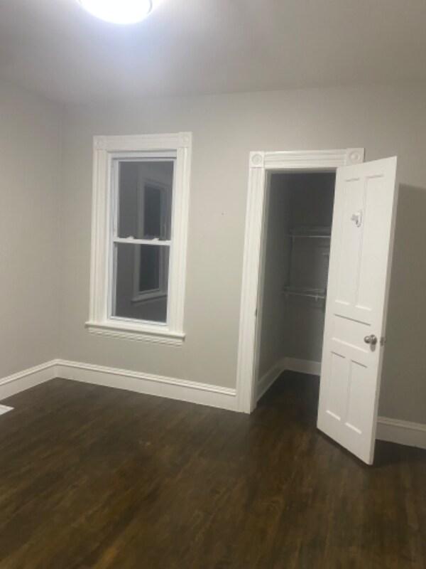 Foto del edificio - 644 Brooks St